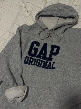 Grey GAP hoodie